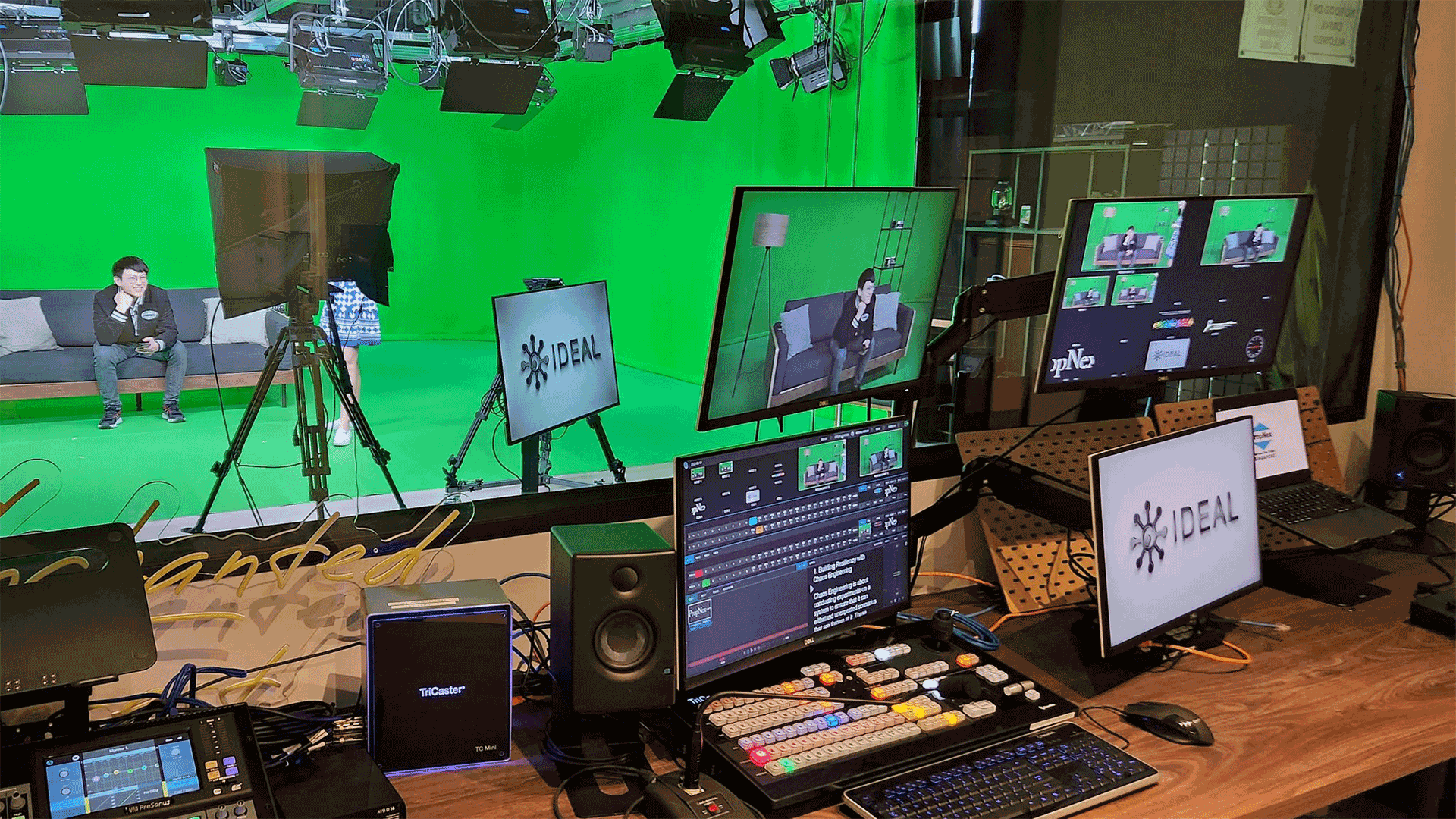 How to build an optimal studio setup (2023)